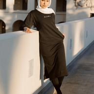 NISWA Maxi Sweatshirt - Black