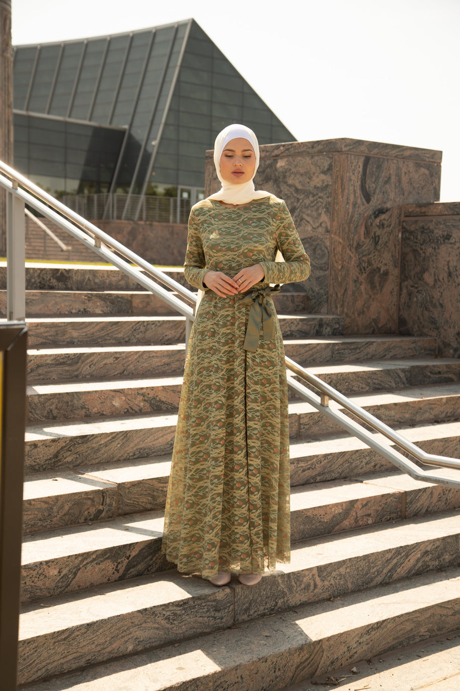 Amber Lace Maxi Gown - Enchanted Evergreen