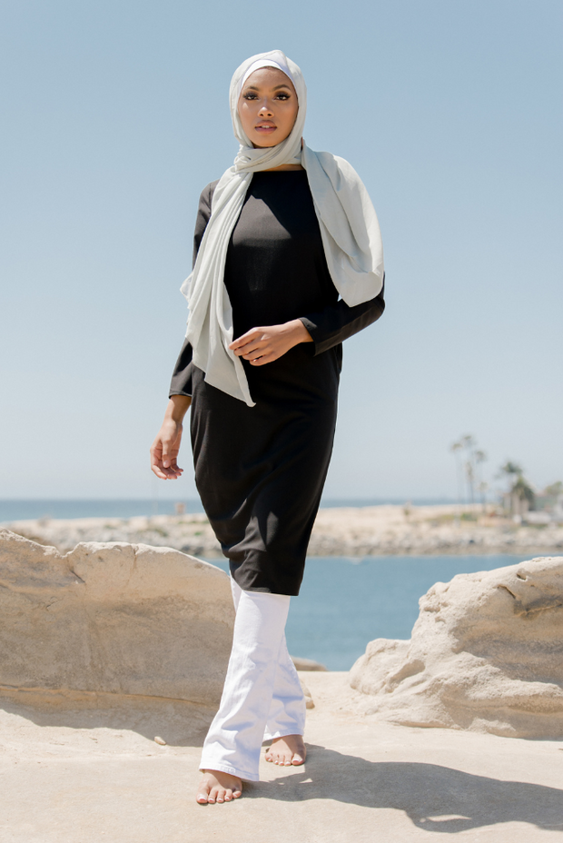 Elaine Essential Tunic - Black